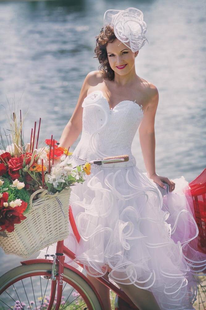 Fotograf-Fotostudio-Dresden-Brautkleid-Wedding-Shooting-Dress-Styling-Make up-Rosen-Design-Natur-Wasser