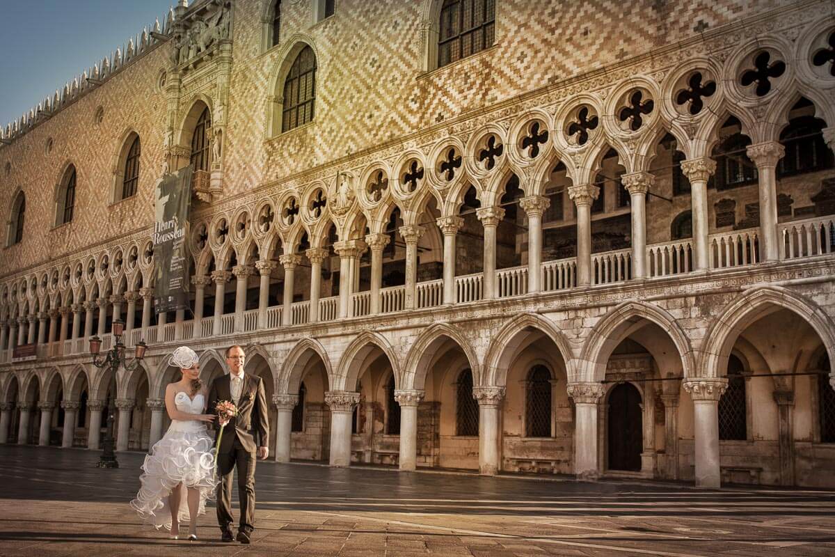 Fotograf-Fotostudio-Dresden-Venedig-Wedding-Italien-Hochzeitskleid-Blumenstrauß-Kulisse-Liebe-Fashion