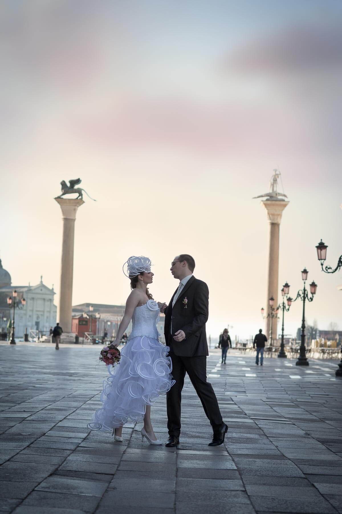 Fotograf-Fotostudio-Dresden-Venedig-Wedding-Italien-Hochzeitskleid-Blumenstrauß-Kulisse-Liebe-Fashion