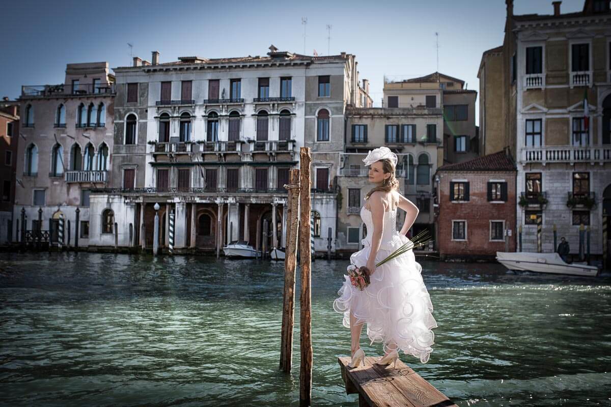 Fotograf-Fotostudio-Dresden-Venedig-Wedding-Italien-Hochzeitskleid-Blumenstrauß-Kulisse-Liebe-Fashion