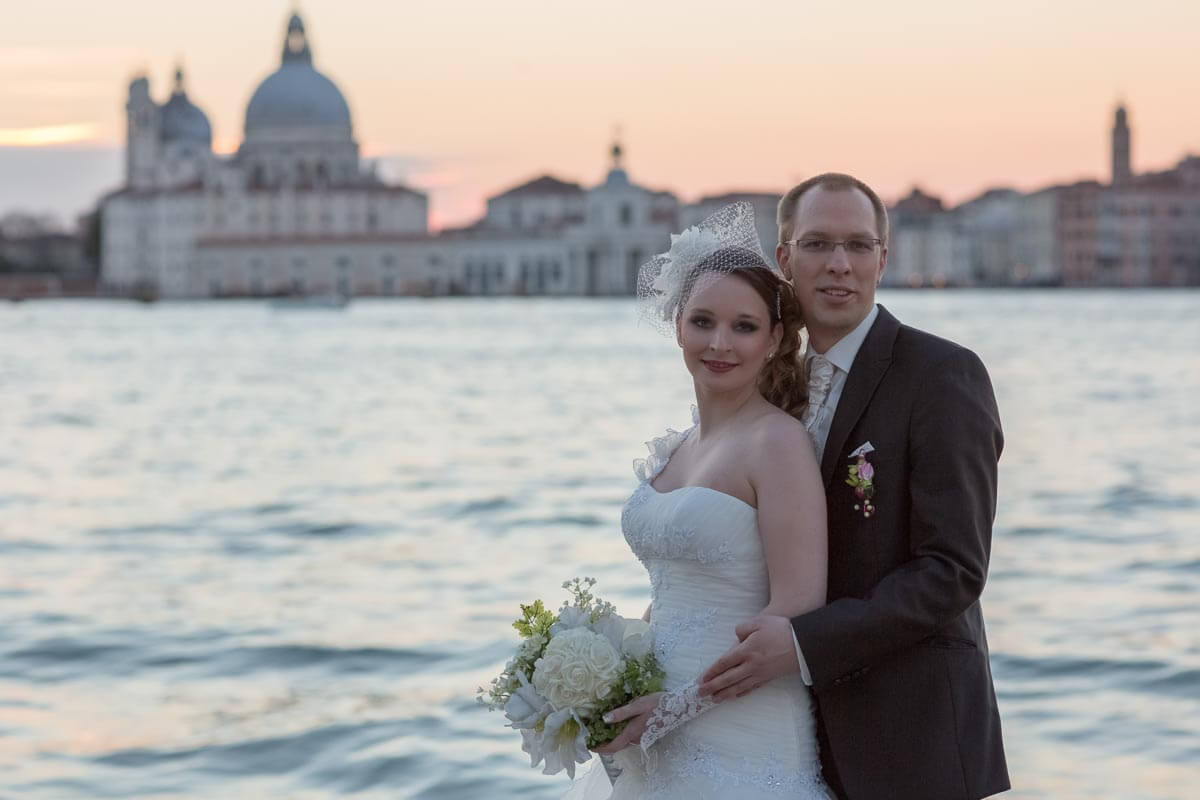 Fotograf-Fotostudio-Dresden-Venedig-Wedding-Italien-Hochzeitskleid-Blumenstrauß-Kulisse-Liebe-Fashion