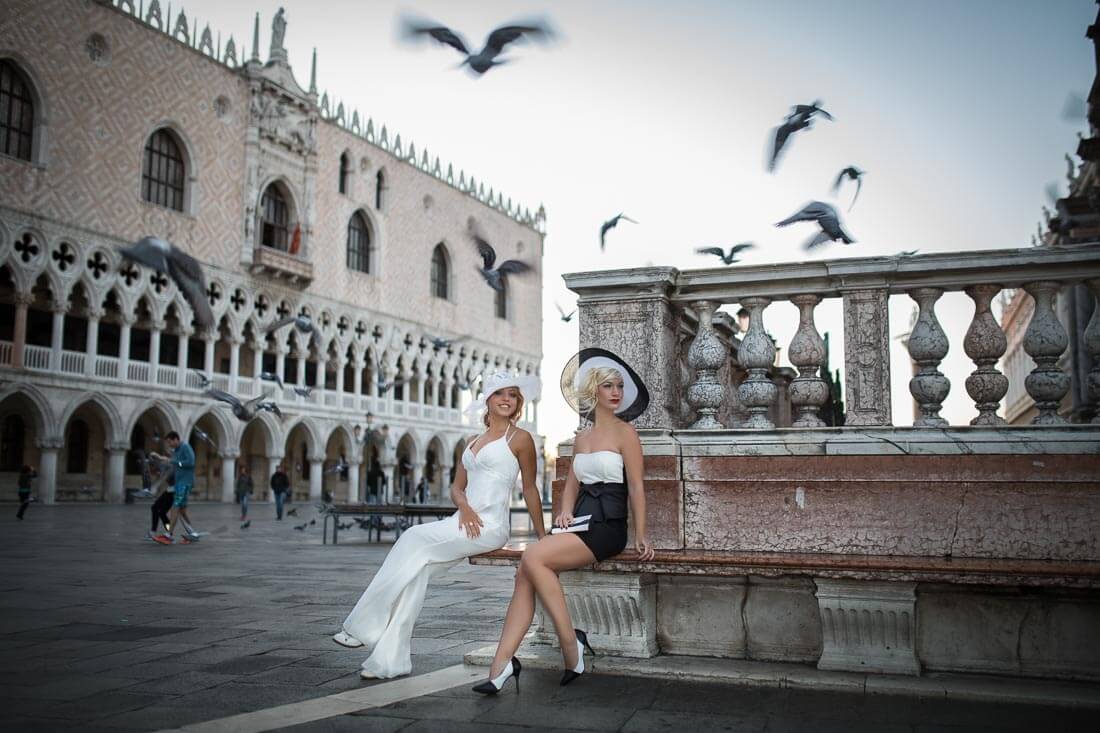 Fotograf-Fotostudio-Dresden-Venedig-Fashion-Markusplatz-Beauty-Styling-Dress-Hut-Kulisse-Italien-Sonnenaufgang