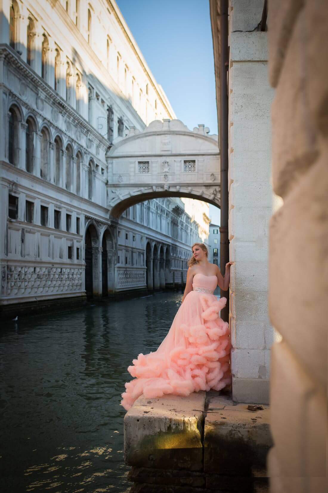 Fotograf-Fotostudio-Dresden-Venedig-Italien-Shooting-Outdoor-Fashion-Ballkleid-Styling-Markusplatz